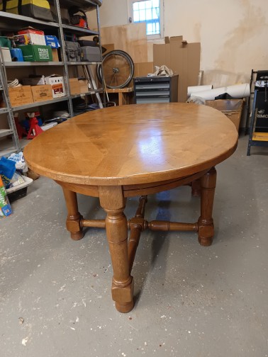 Table ovale extensible -